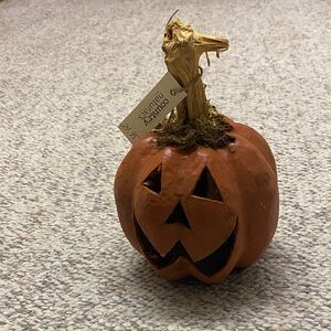 Rustic Orange Jack-O'-Lantern Decor